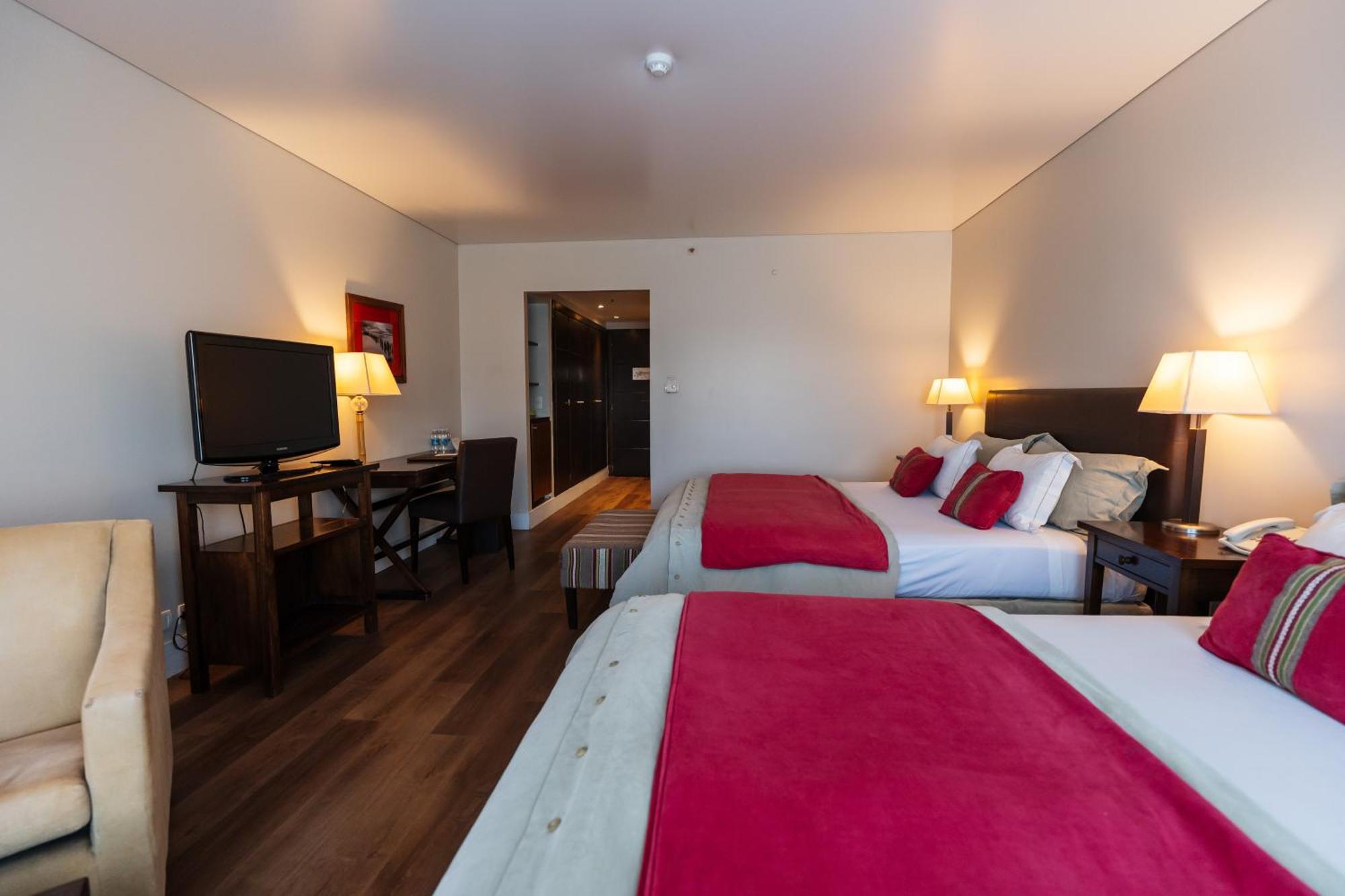 Loi Chapelco Hotel