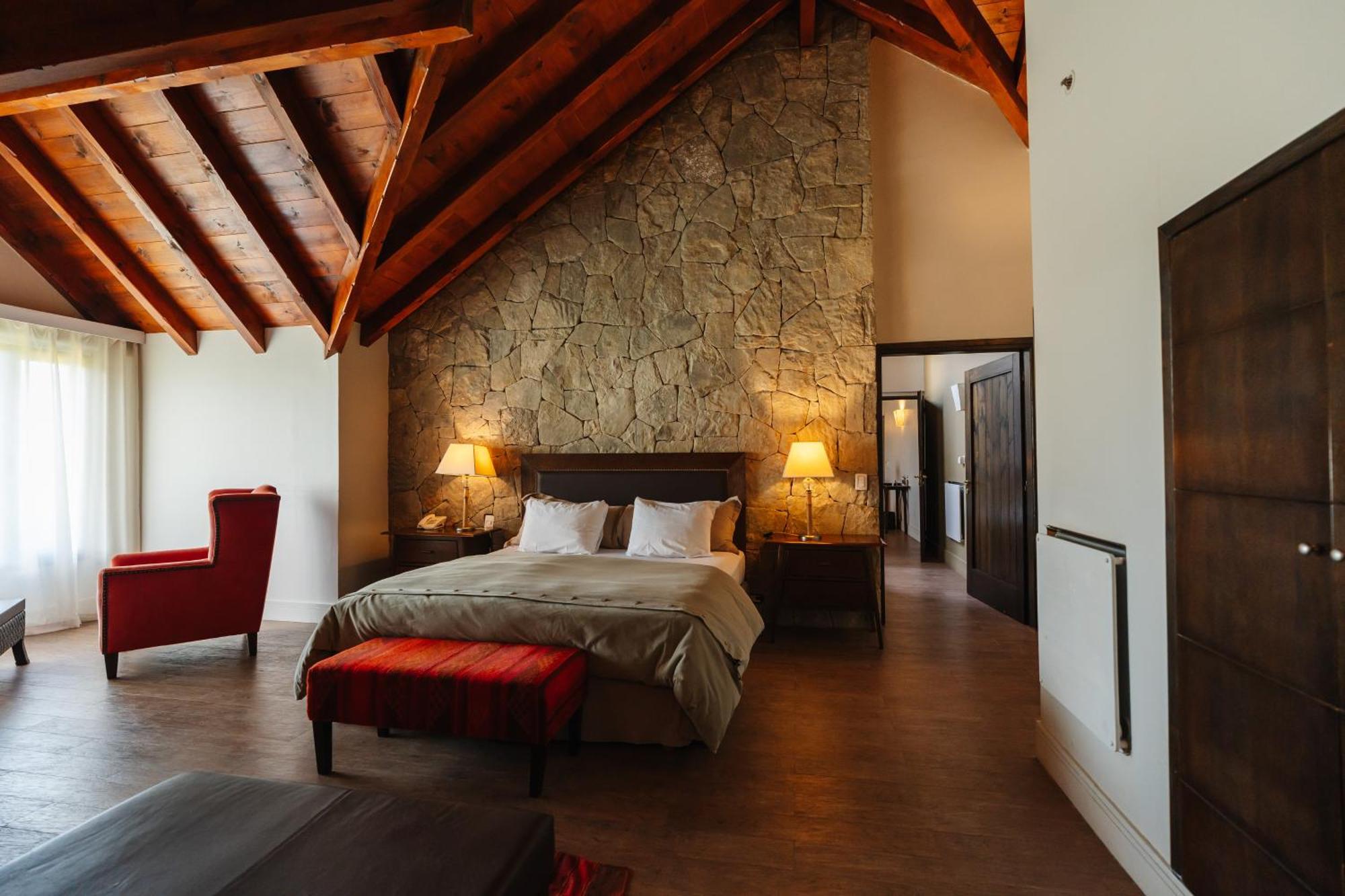 Hotel Loi Chapelco 5*